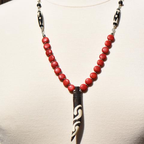 African Horn Black and Red Design
